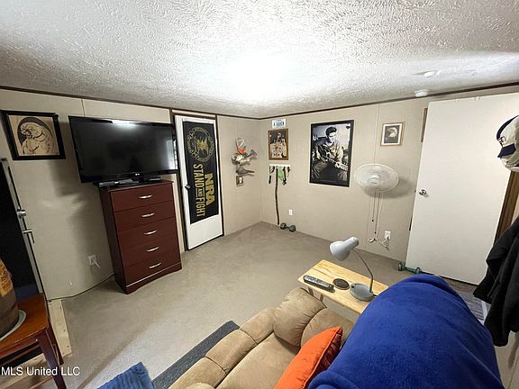 5th image of 315 Young Rd