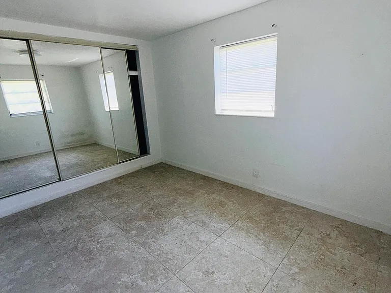 5755 Winfield Blvd — Photo 9