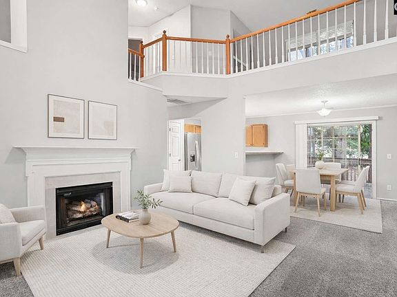 2nd image of 73 Upper Loop Way