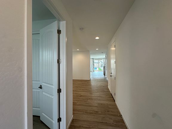 5th image of 2089 E Oriole Dr