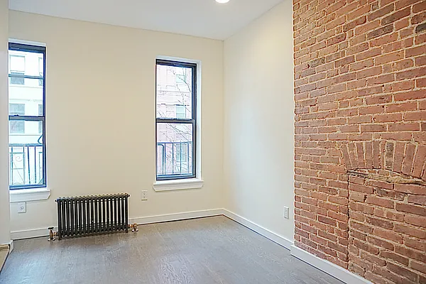 Rented by Compass | media 12