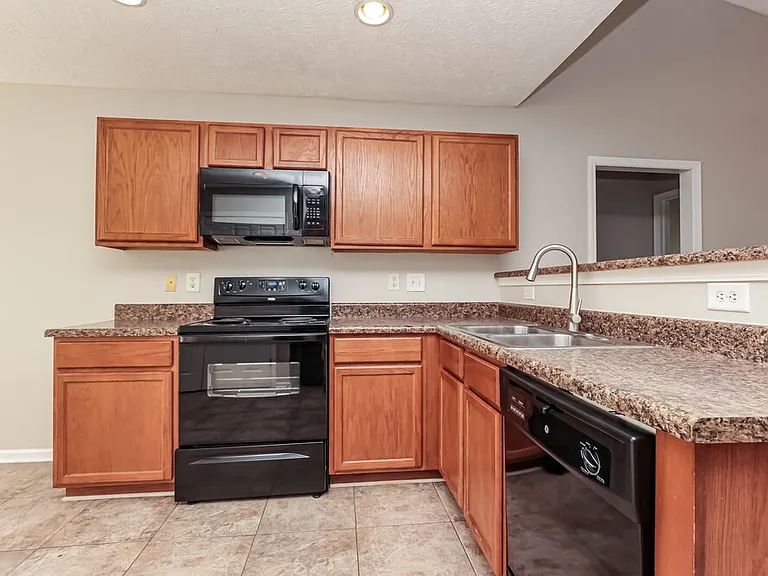 165 Howard Woody Dr — Photo 9