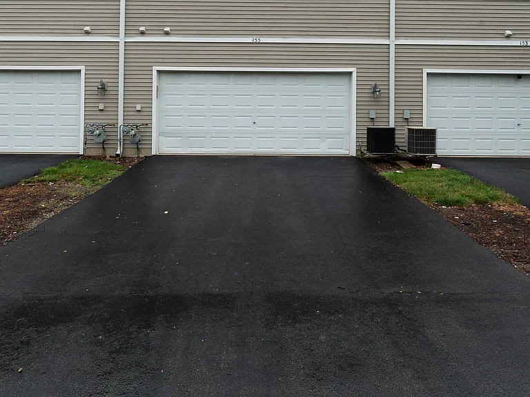 155 Springbrook Trl S — Photo 14