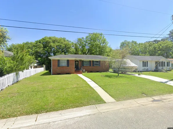 41 E Chadwick Dr, Mobile, AL 36606