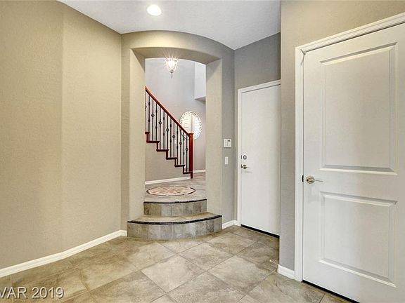 5th image of 1948 Morro Vista Dr