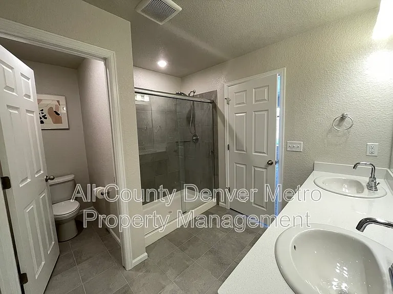 6089 N Liverpool St — Photo 13