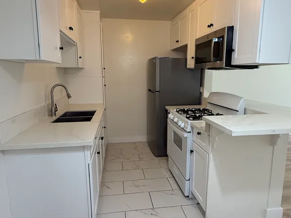 5333 Riverton Ave, North Hollywood, CA 91601