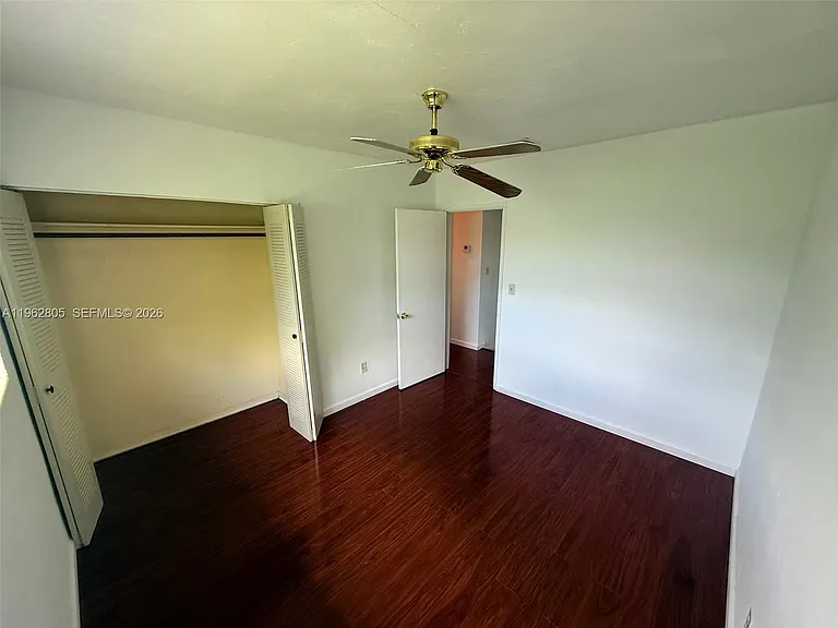 1260 NE 200th Ter — Photo 32
