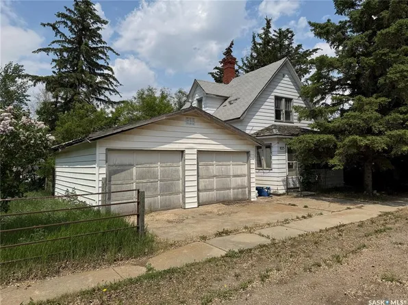 823 Main STREET, Holdfast, SK S0G 2H0