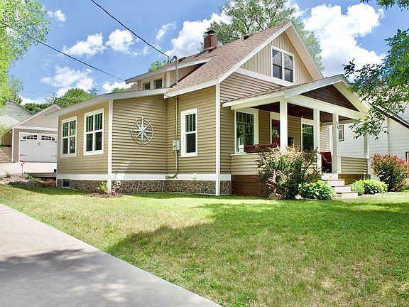 4th image of 620 2nd Ave N