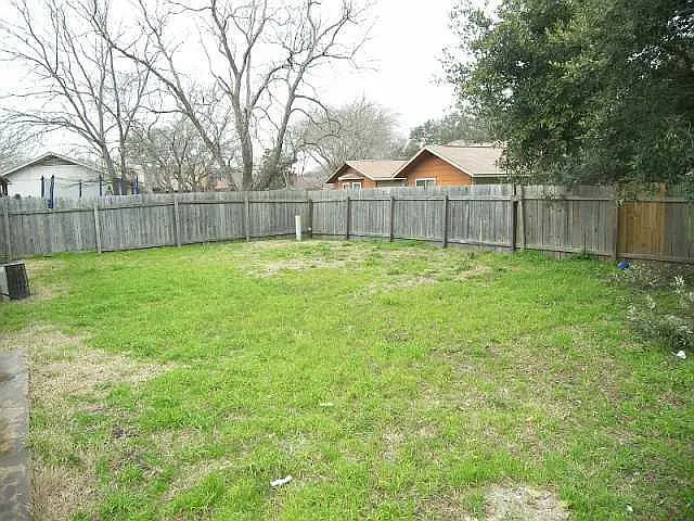 10108 Woodland Village Dr — Photo 9