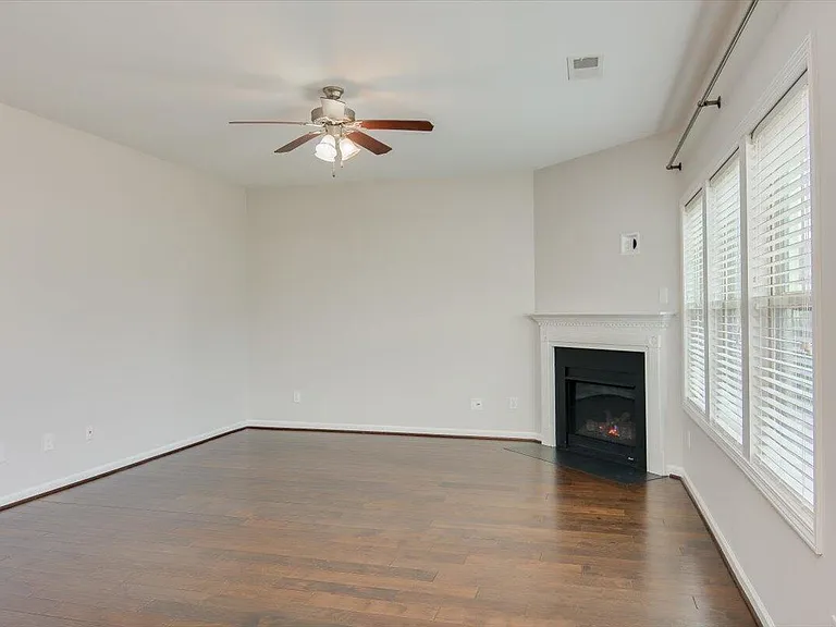 173 Tahoe Dr — Photo 4