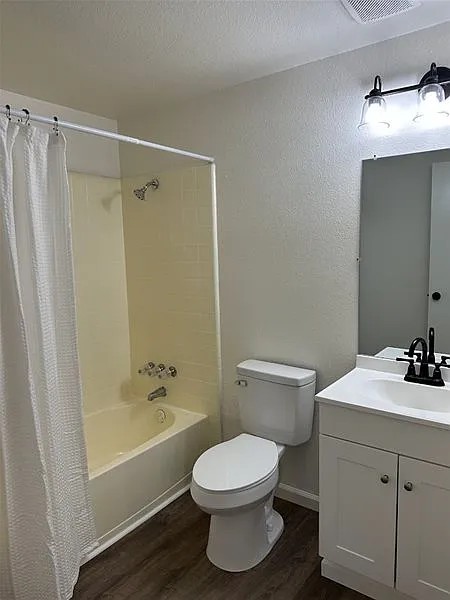 1 bed, 1.0 bath, 580 sqft, $1,025 — Photo 4