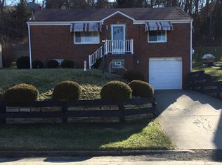 22 Overhill Dr, Monessen, PA