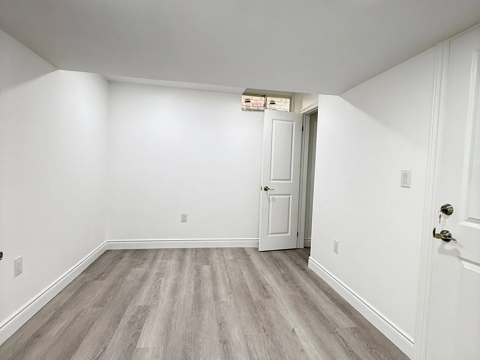 2 bed, $1,950 — Photo 4