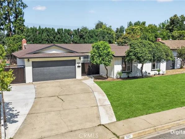 587 Sycamore Ave, Claremont, CA 91711