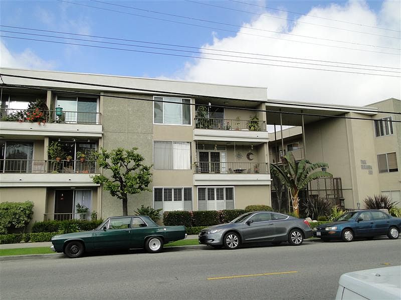 1st image of 333 Junipero Ave APT 2J