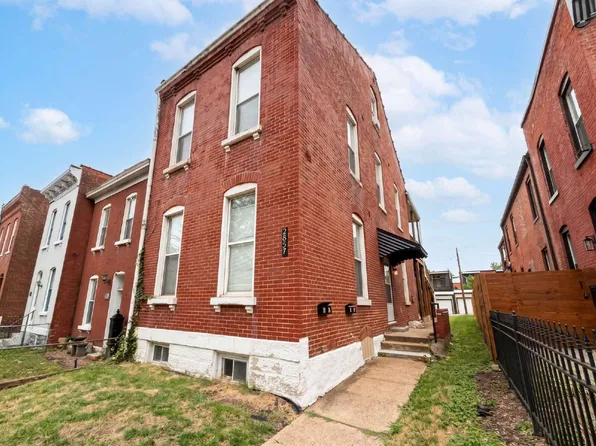2857 S 18th St #1F, Saint Louis, MO 63118