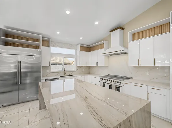 1732 W COMMERCE Avenue, Gilbert, AZ 85233