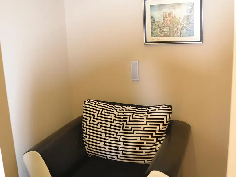 34 Falcon Ct — Photo 7