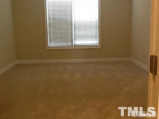 423 Talons Rest Way — Photo 7