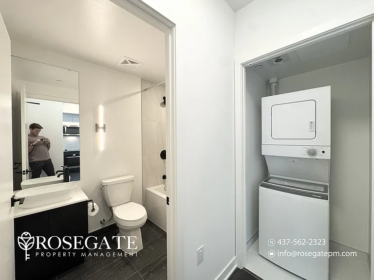 1185 Dupont St #903 — Photo 8