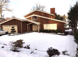 49 Sylvan Rd, Port Chester, NY 10573