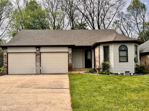 741 Spring Mill Dr, Mooresville, IN 46158