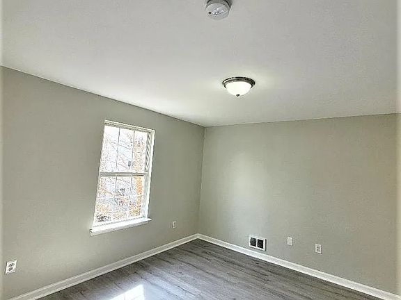 3rd image of 306 S 7th St #6C
