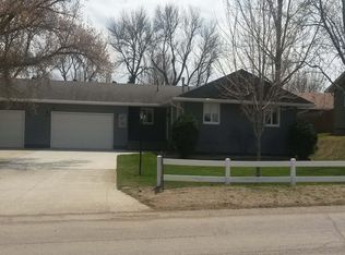 407 S Lake Drive, Watertown, SD 57201