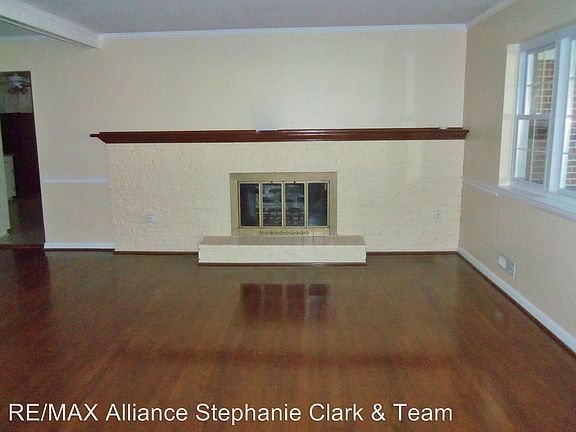 3rd image of 5025 Bellamy Manor Dr