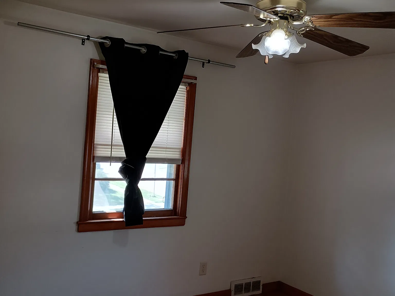 2 bed, 650 sqft, $875 — Photo 4