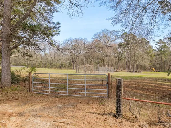 Breland Rd, Longview, TX 75604