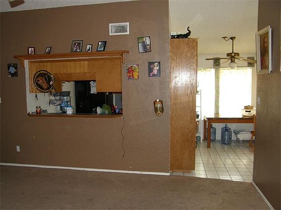 5th image of 1214 Pitcairn Dr