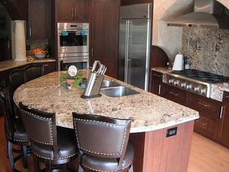 5th image of 135 Cottonwood Pl