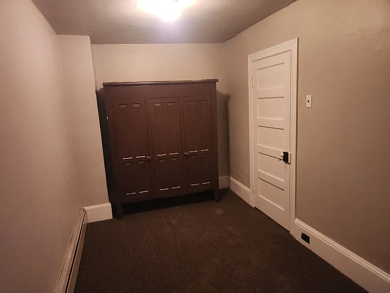 144 N Mill St — Photo 12
