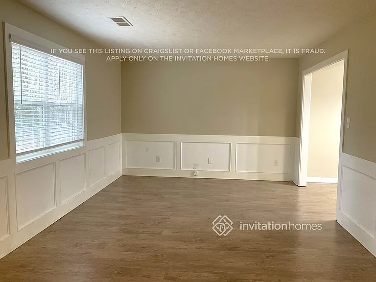 1545 Haynes Ct — Photo 2