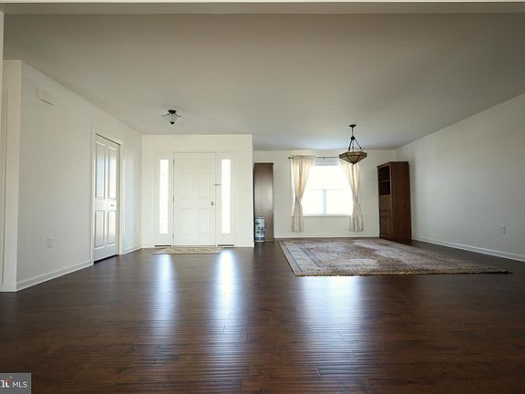 2nd image of 613 Rishel Dr #T