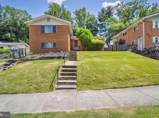 811 Malibu Dr, Silver Spring, MD 20901