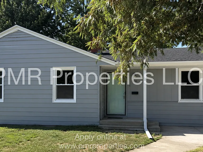 5616 N 28th Ave — Photo 1