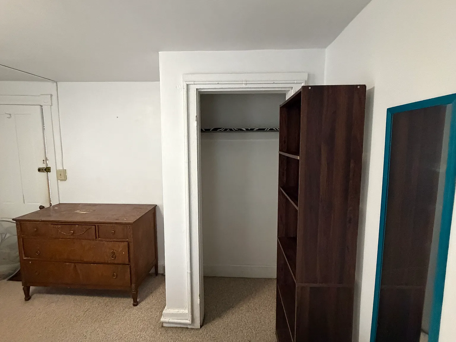 3 bed, 1100 sqft, $775 — Photo 3