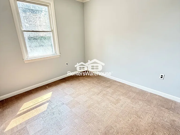 551 1st Ave #3 — Photo 9