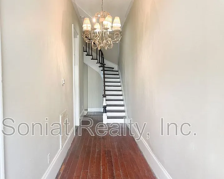 1438 N Villere St — Photo 13