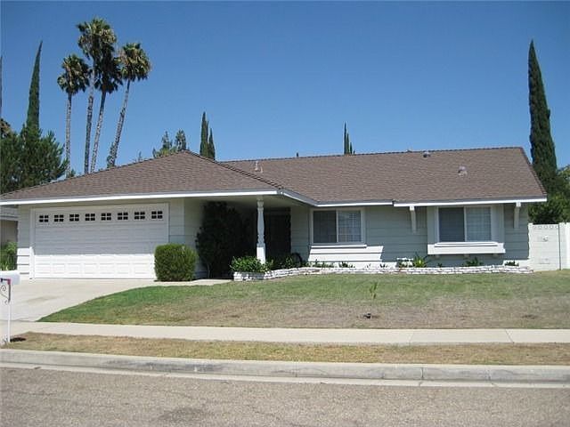 2nd image of 244 N Kanan Rd