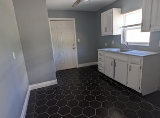 1303 Fletcher Ave APT 2, Dunbar, WV 25064