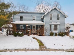 1066 Mechanic St, Grafton, OH 44044