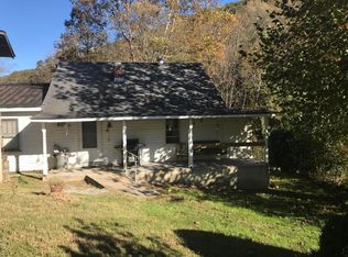 8836 Snake Hollow Rd, Sneedville, TN 37869