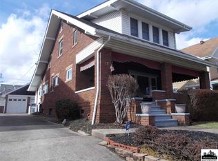 37 Fairfax Dr, Huntington, WV 25705