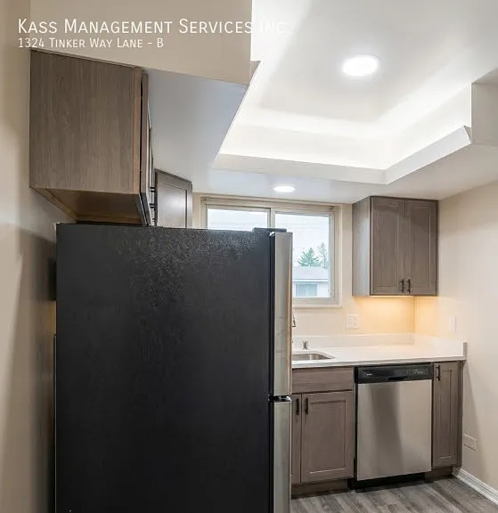 1324 Tinker Way #B — Photo 4