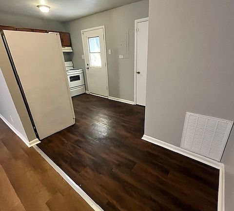 2nd image of 615 Cedarwood Dr #17945647